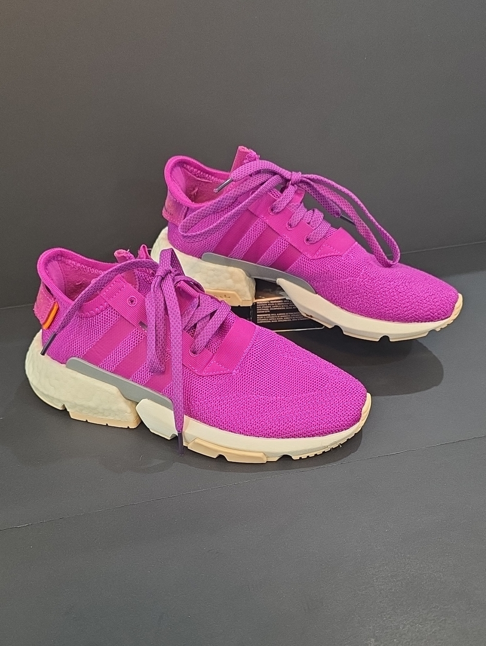 adidas POD Women’s Bold Magenta Knit Lace-Up Sneakers Size 7.5